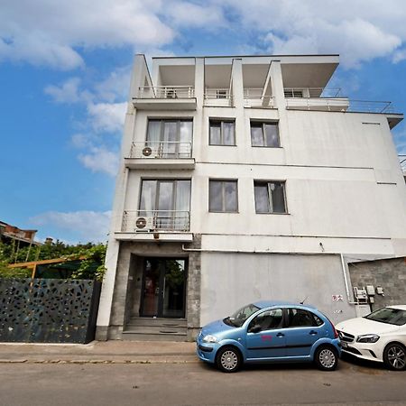 Urban Elegance - Stylish Central Accommodation Bucharest Exterior photo