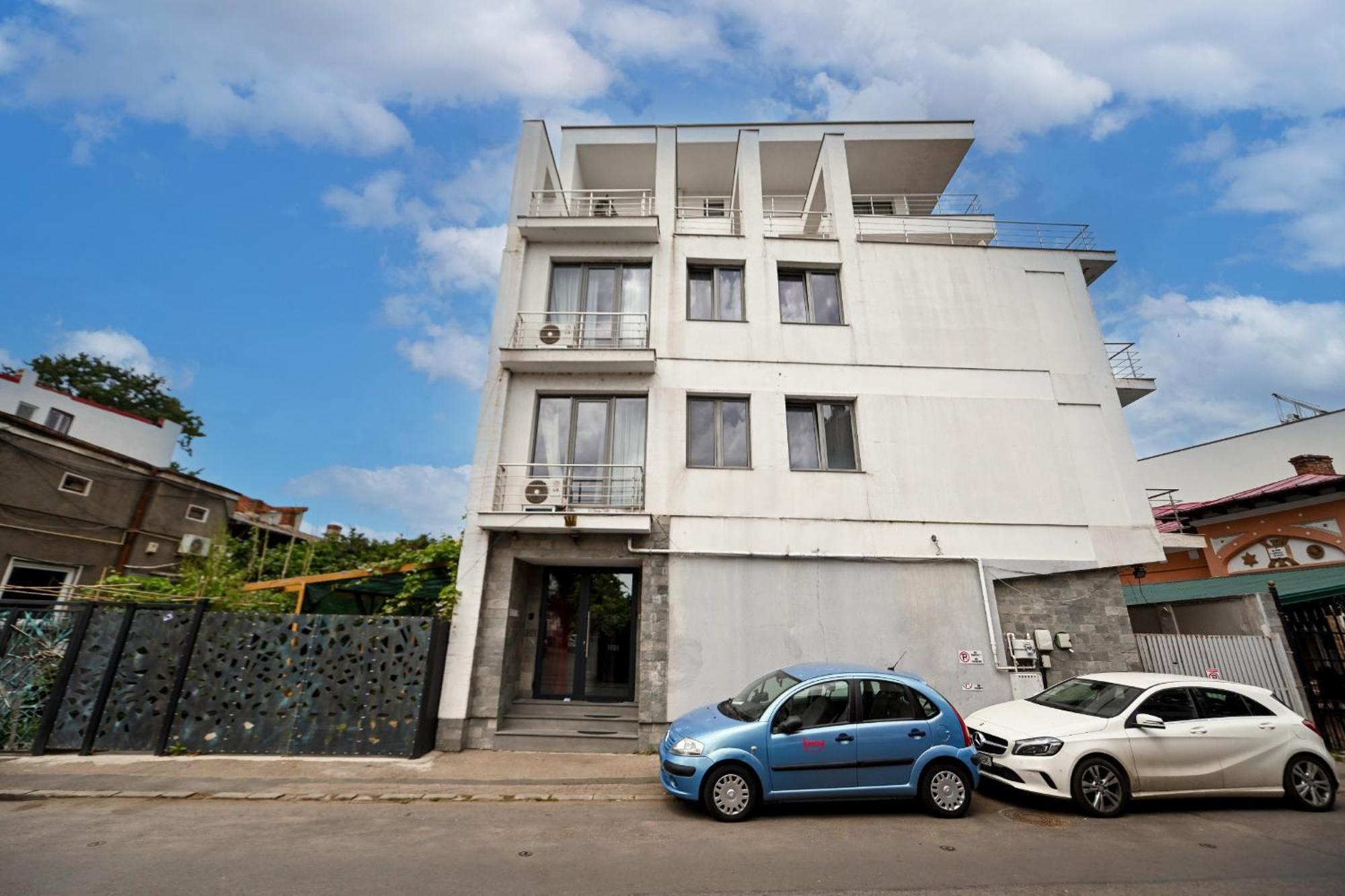 Urban Elegance - Stylish Central Accommodation Bucharest Exterior photo